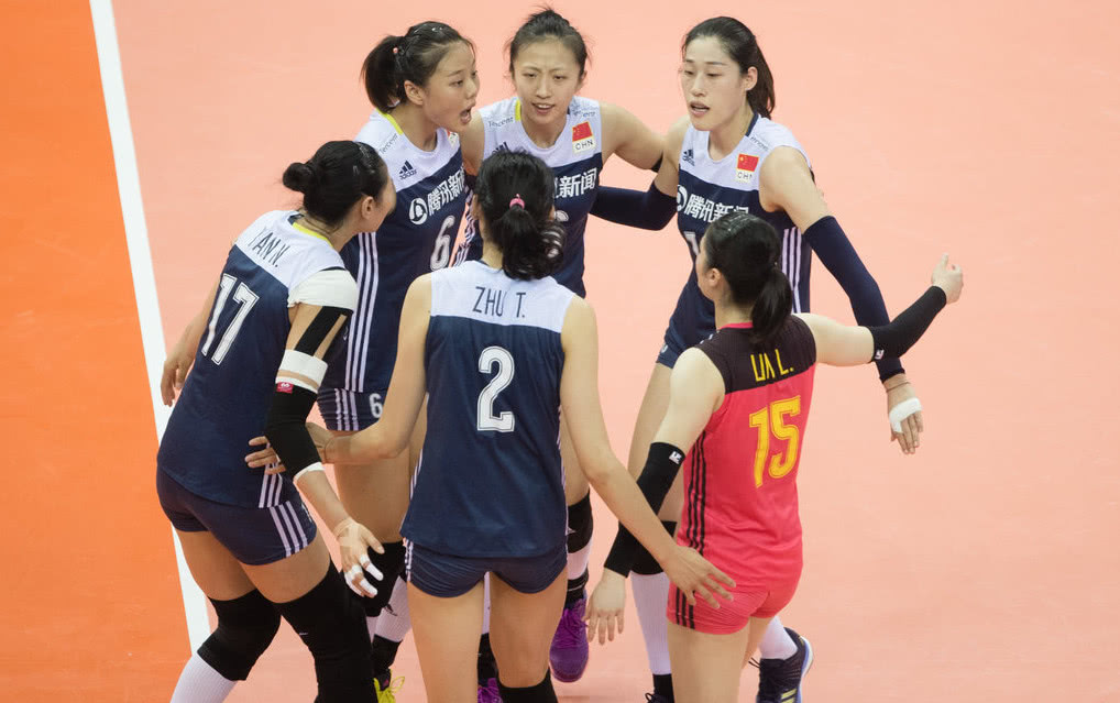 梅西对阵中国女排展开拉锯大战，最终险胜对手